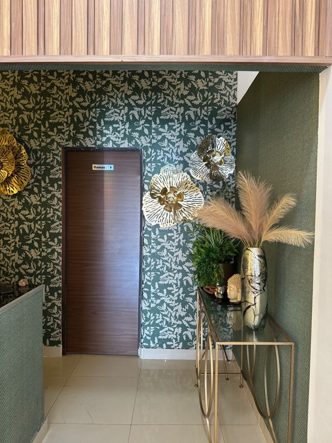 OSHIO, ejemplo de proyecto comercial de interiorismo en Culiacán por Faro 33 Studio